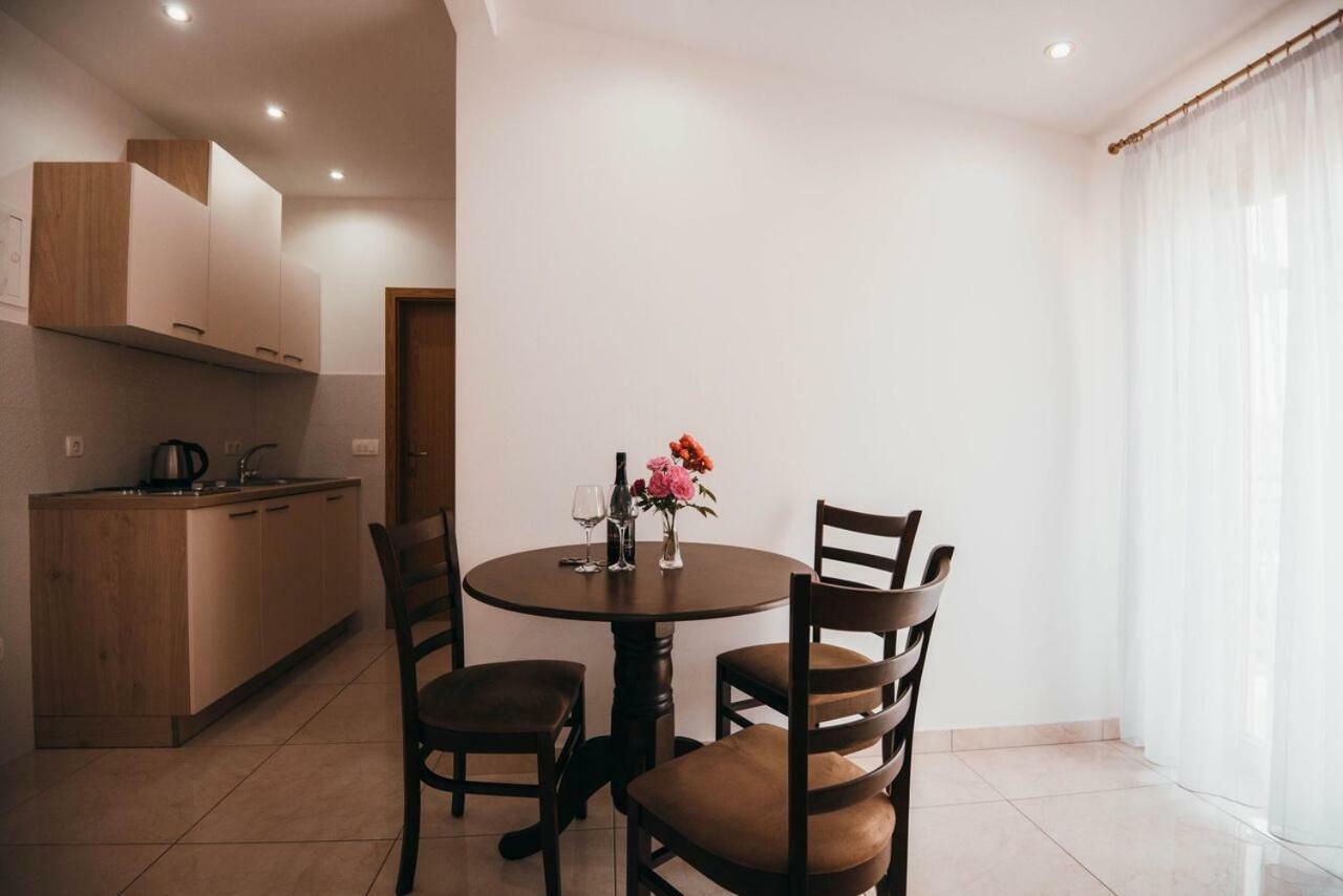 Apartmani Tamaris Водице Екстериор снимка