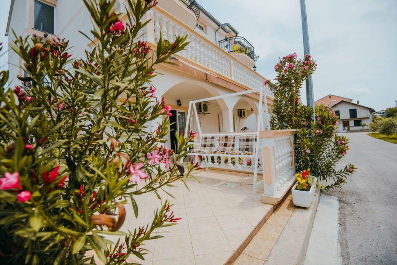 Apartmani Tamaris Водице Екстериор снимка