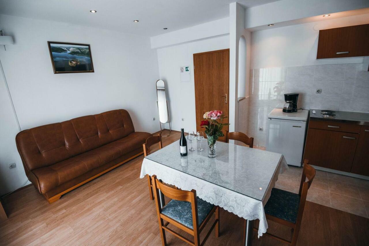 Apartmani Tamaris Водице Екстериор снимка