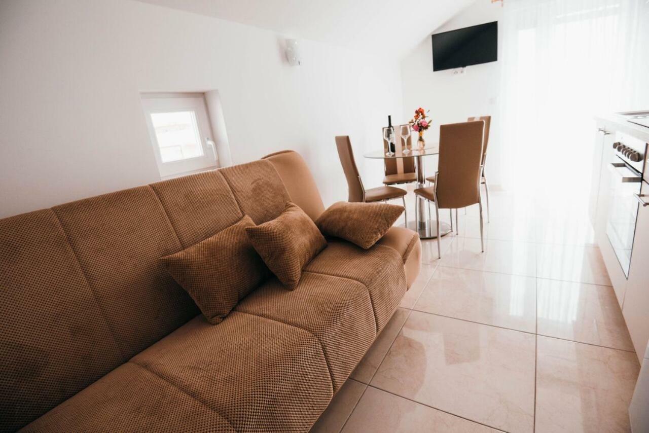 Apartmani Tamaris Водице Екстериор снимка