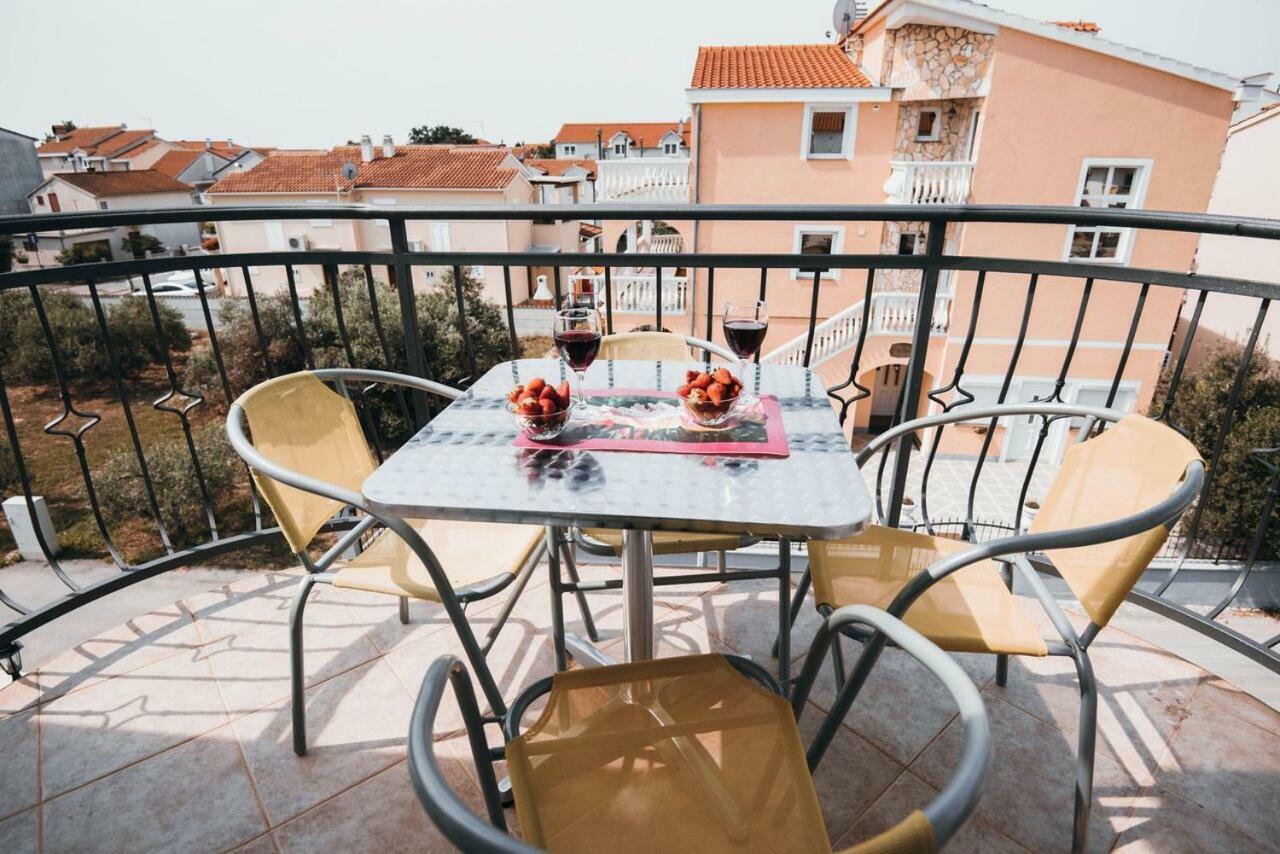 Apartmani Tamaris Водице Екстериор снимка