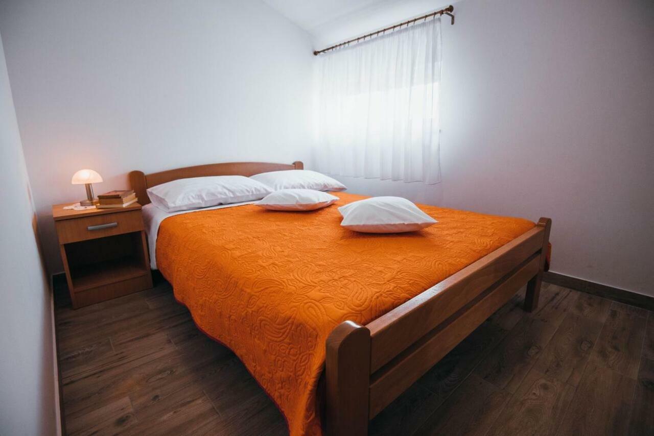 Apartmani Tamaris Водице Екстериор снимка